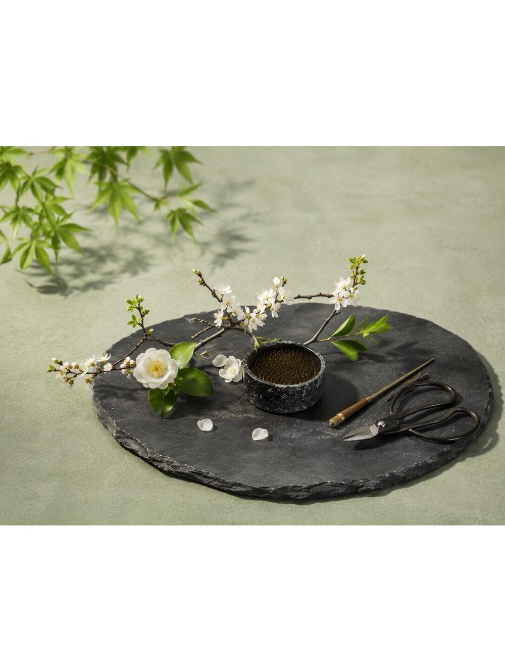 Two’s Company 1990s Kenzan Ikebana Pin Frog Flower Holder, 2”